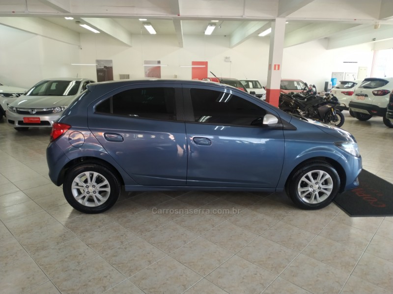 ONIX 1.0 MPFI LOLLAPALOOZA 8V FLEX 4P MANUAL - 2014 - CAXIAS DO SUL