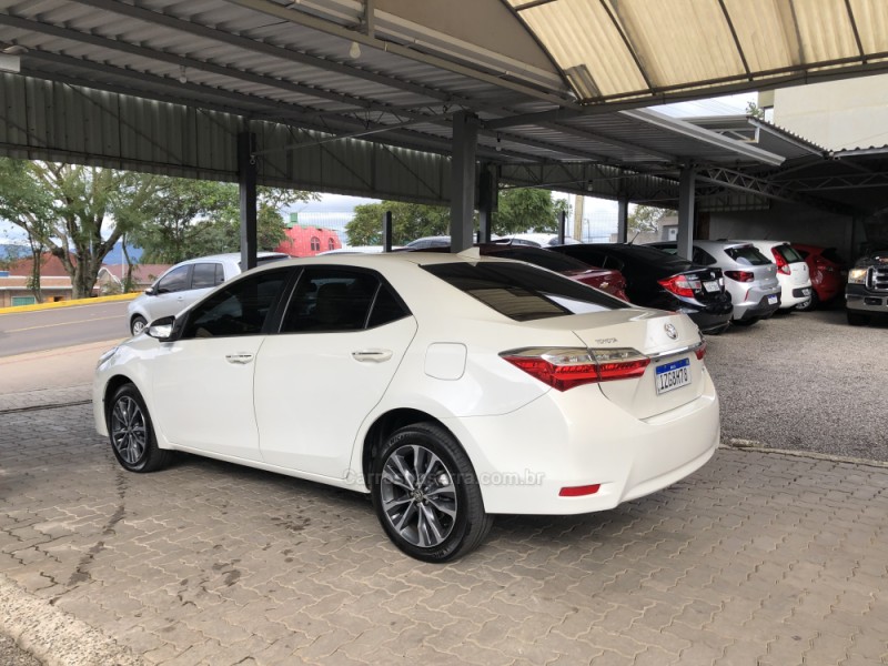 COROLLA 2.0 ALTIS 16V FLEX 4P AUTOMÁTICO - 2018 - BOM PRINCíPIO