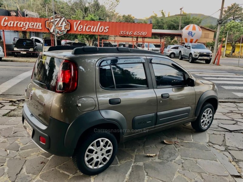 UNO 1.0 EVO WAY FIRE 8V FLEX 4P MANUAL - 2014 - TRêS COROAS