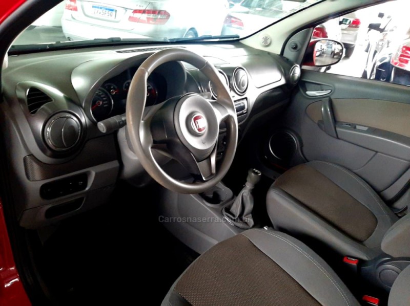 PALIO 1.6 MPI ESSENCE 16V FLEX 4P MANUAL - 2014 - CAXIAS DO SUL