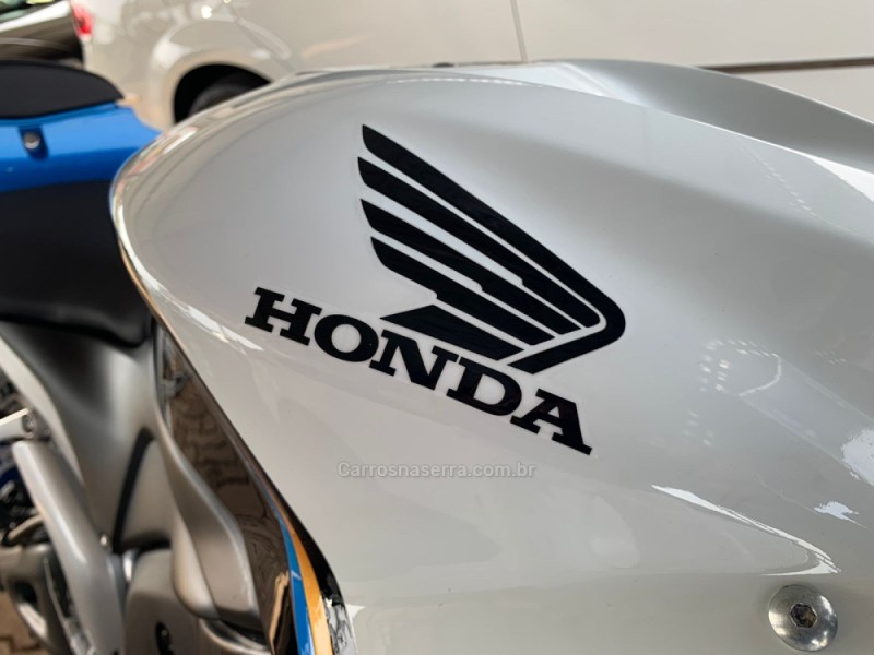 CBR 600RR ABS - 2008 - BOM PRINCíPIO