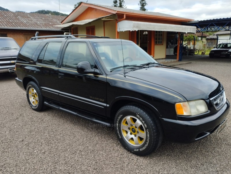 BLAZER 2.2 EFI DLX 4X2 8V GASOLINA 4P MANUAL - 1997 - IGREJINHA