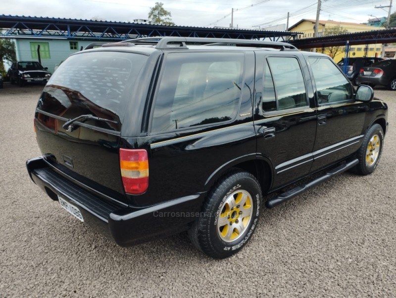 BLAZER 2.2 EFI DLX 4X2 8V GASOLINA 4P MANUAL - 1997 - IGREJINHA