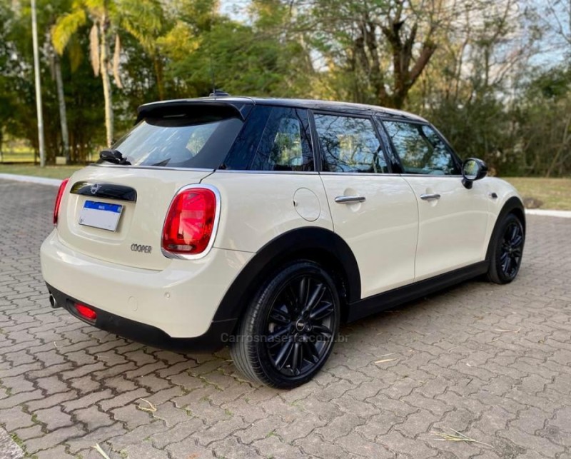 COOPER 1.5 12V TURBO NAVI GASOLINA 4P AUTOMÁTICO - 2019 - TAQUARA