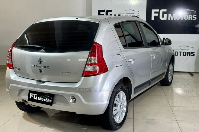 SANDERO 1.6 PRIVILÉGE 8V FLEX 4P AUTOMÁTICO - 2012 - NOVO HAMBURGO