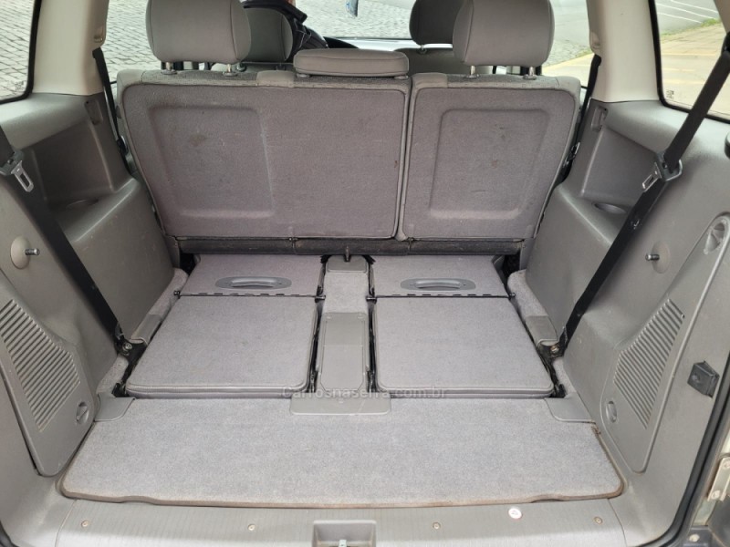 ZAFIRA 2.0 MPFI COMFORT 8V FLEX 4P MANUAL - 2006 - CAXIAS DO SUL
