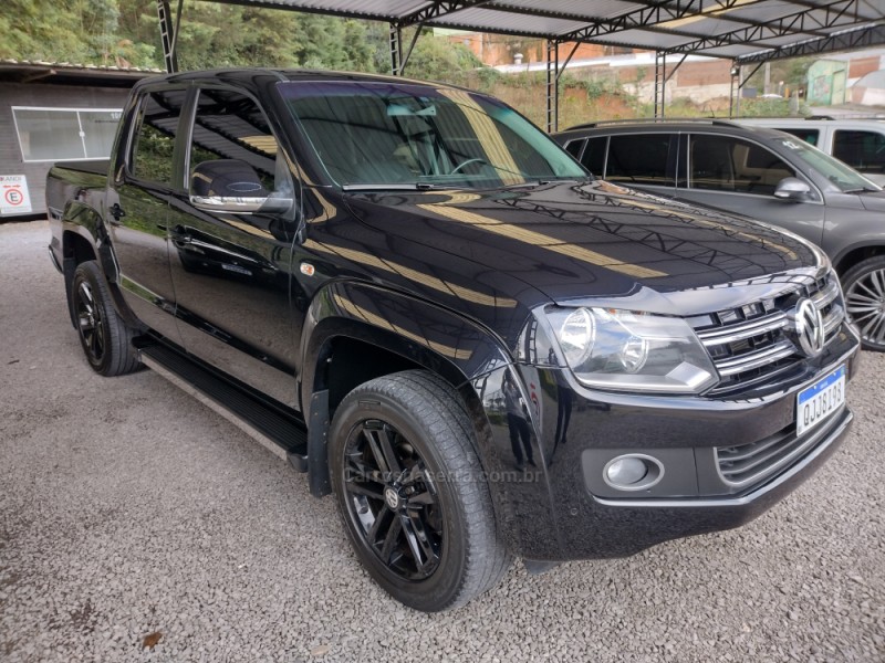 amarok 2.0 highline 4x4 cd 16v turbo intercooler diesel 4p automatico 2016 caxias do sul