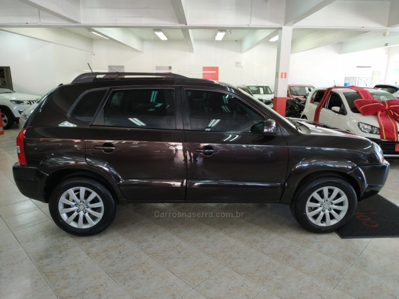 TUCSON 2.0 MPFI GLS 16V 143CV 2WD GASOLINA 4P AUTOMÁTICO - 2011 - CAXIAS DO SUL