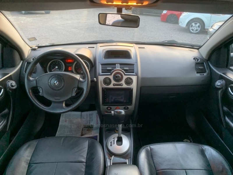 MÉGANE 2.0 DYNAMIQUE SEDAN 16V GASOLINA 4P AUTOMÁTICO - 2007 - CAXIAS DO SUL