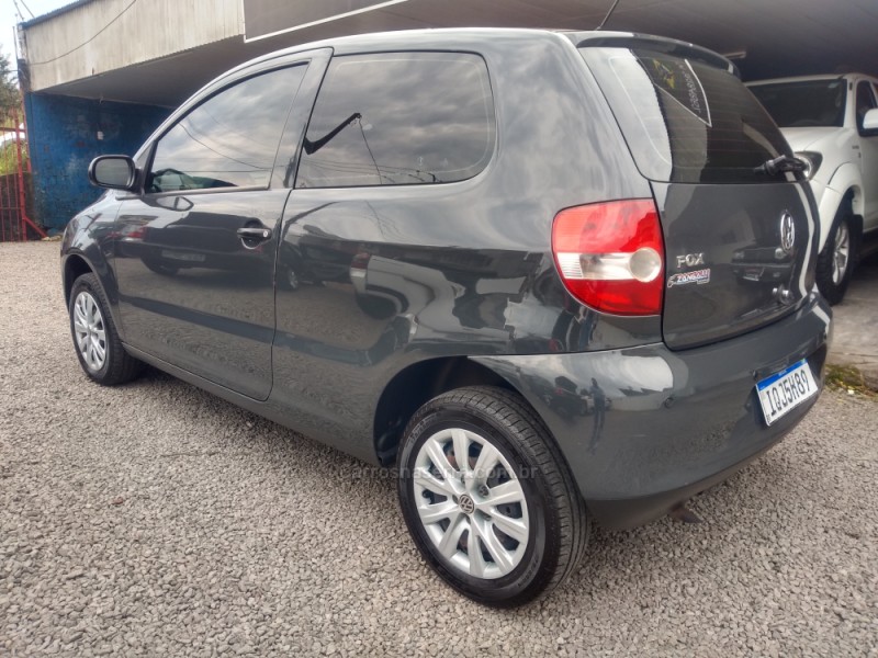 FOX 1.0 MI 8V FLEX 2P MANUAL - 2010 - FARROUPILHA