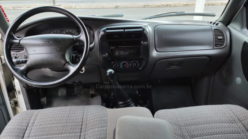 RANGER 2.5 XL 4X2 CD 8V TURBO INTERCOOLER DIESEL 4P MANUAL - 2001 - CAXIAS DO SUL