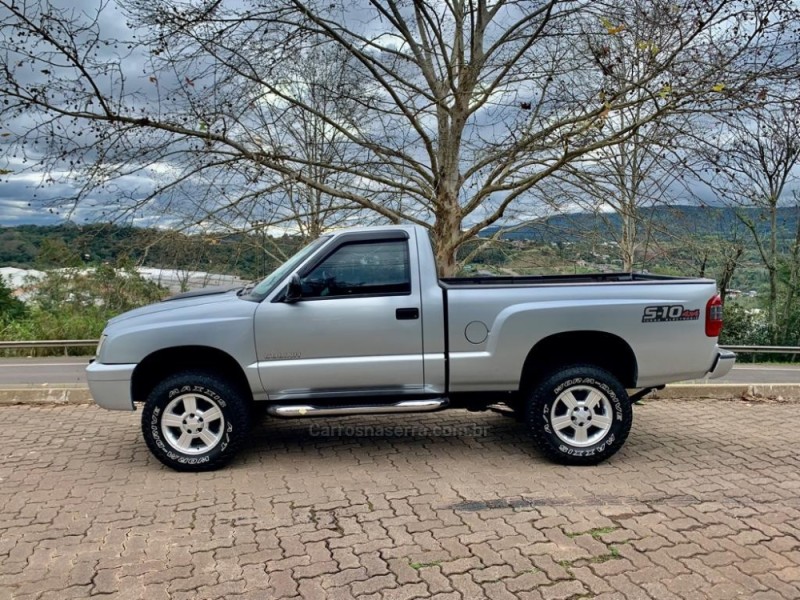 S10 2.8 COLINA 4X4 CS 12V TURBO ELECTRONIC INTERCOOLER DIESEL 2P MANUAL - 2009 - DOIS IRMãOS
