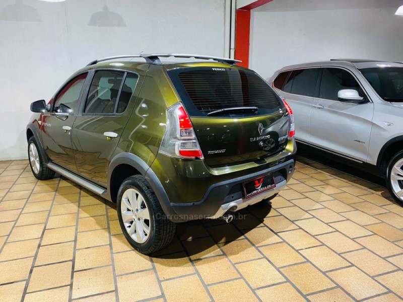 SANDERO 1.6 STEPWAY 16V FLEX 4P AUTOMÁTICO - 2013 - CAXIAS DO SUL