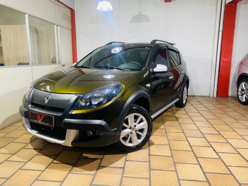 sandero 1.6 stepway 16v flex 4p automatico 2013 caxias do sul