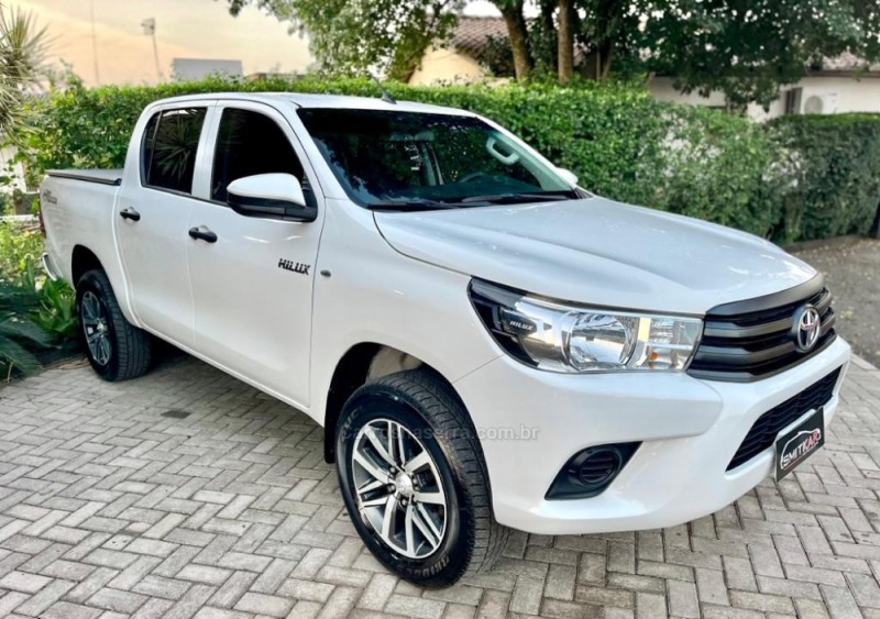 HILUX 2.8 4X4 CD 8V DIESEL 4P MANUAL - 2019 - ROLANTE