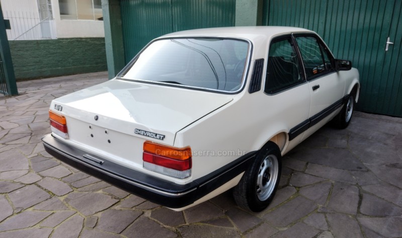 CHEVETTE 1.6 DL 8V GASOLINA 2P MANUAL - 1991 - CAXIAS DO SUL