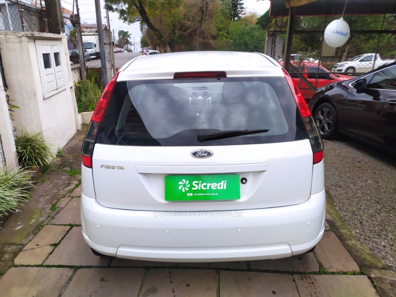 FIESTA 1.0 SE 8V FLEX 4P MANUAL - 2014 - BENTO GONçALVES
