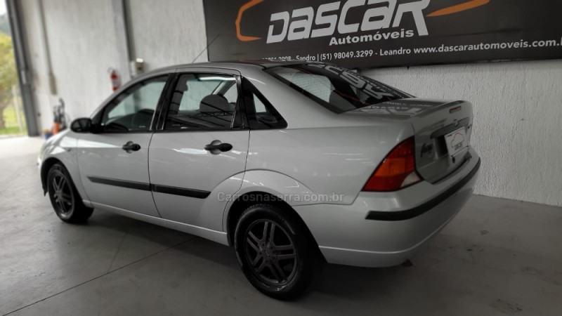FOCUS 2.0 FC 16V GASOLINA 4P MANUAL - 2008 - BOM PRINCíPIO