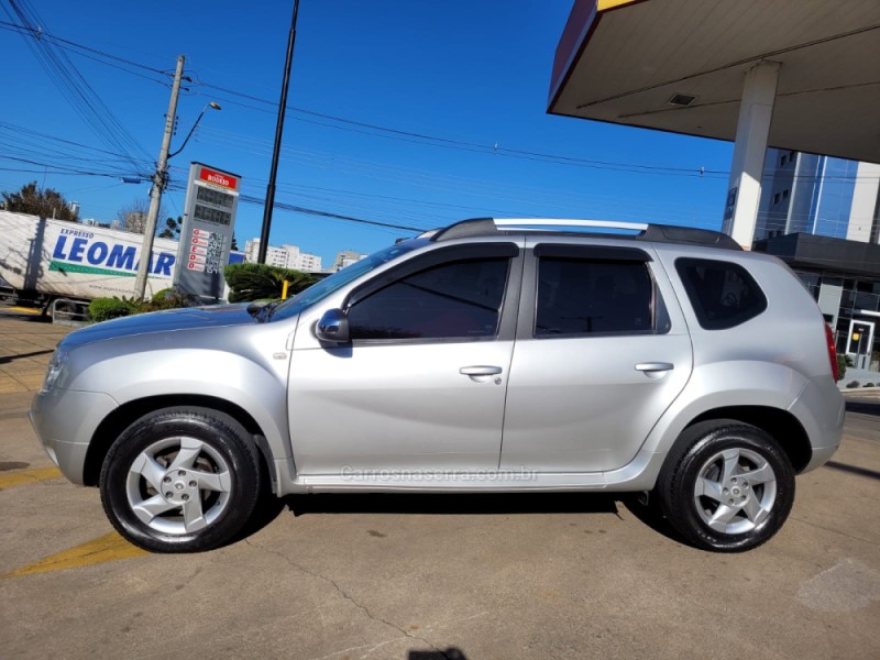 DUSTER 1.6 DYNAMIQUE 4X2 16V FLEX 4P MANUAL - 2013 - CAXIAS DO SUL