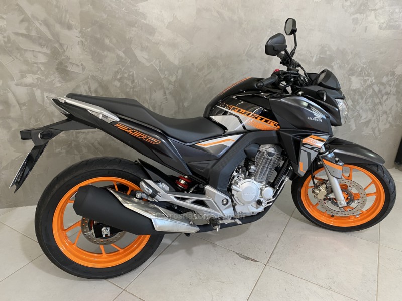 CB 250F TWISTER ABS - 2021 - NOVO HAMBURGO