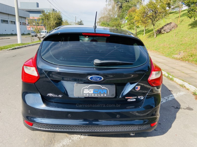 FOCUS 2.0 SE PLUS FASTBACK 16V FLEX 4P AUTOMÁTICO - 2015 - BENTO GONçALVES