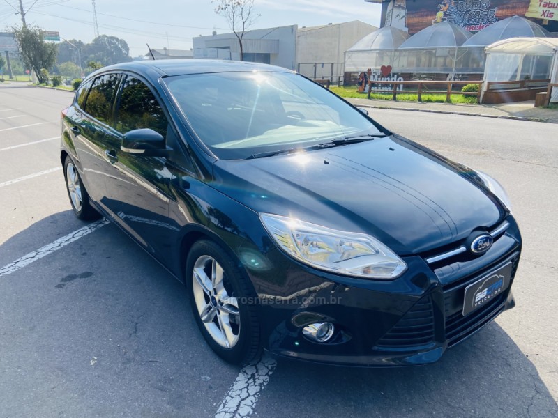 FOCUS 2.0 SE PLUS FASTBACK 16V FLEX 4P AUTOMÁTICO - 2015 - BENTO GONçALVES