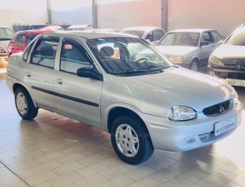CLASSIC 1.0 MPFI LIFE 8V FLEX 4P MANUAL - 2006 - CAXIAS DO SUL