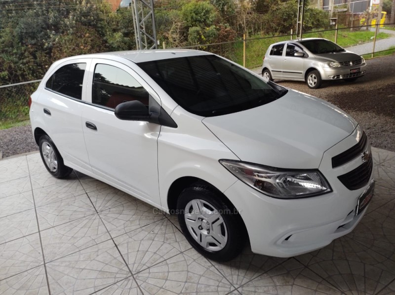 ONIX 1.0 LT PLUS 8V FLEX 4P MANUAL - 2016 - CAXIAS DO SUL