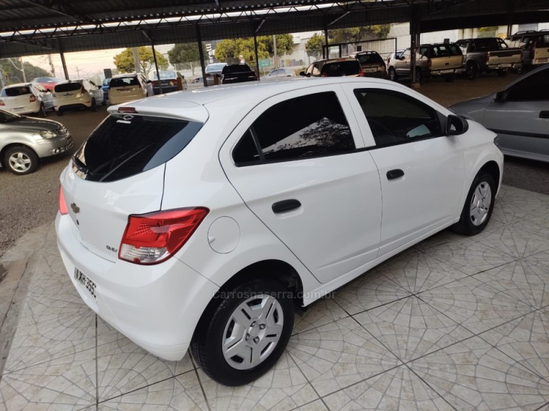 ONIX 1.0 LT PLUS 8V FLEX 4P MANUAL - 2016 - CAXIAS DO SUL