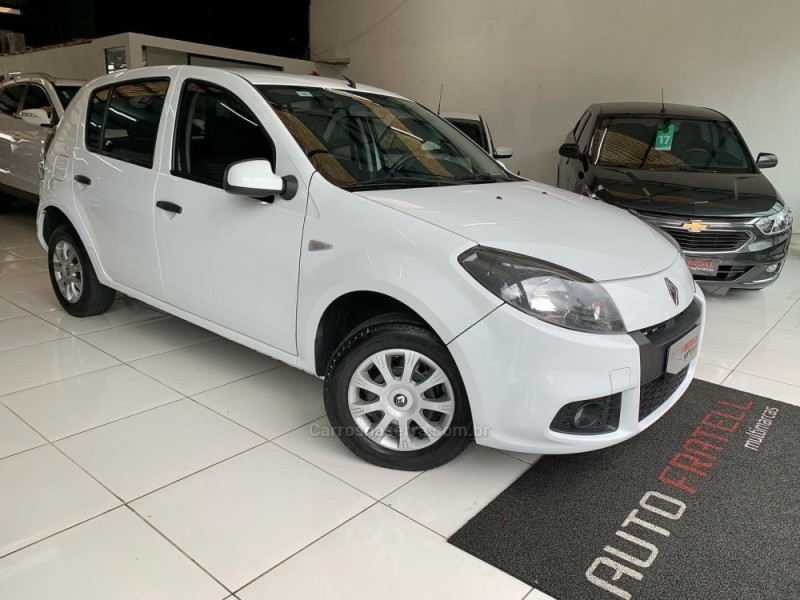SANDERO 1.0 EXPRESSION 16V FLEX 4P MANUAL
