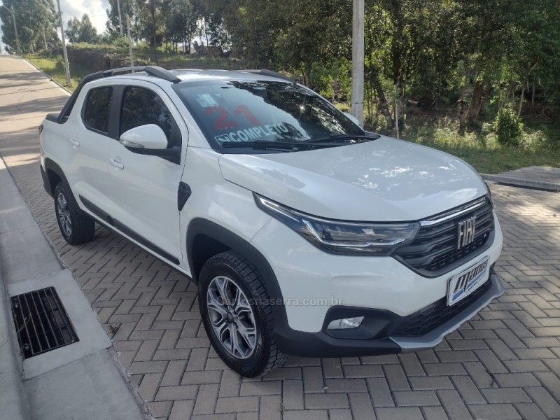 STRADA 1.3 VOLCANO CD 8V FLEX 4P MANUAL - 2021 - CANELA