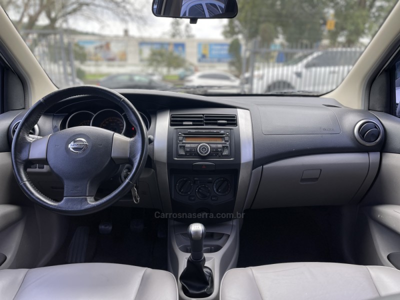 LIVINA 1.6 SL 16V FLEX 4P MANUAL - 2010 - ESTâNCIA VELHA