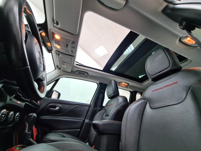 RENEGADE 2.0 16V TURBO DIESEL TRAILHAWK 4P 4X4 AUTOMÁTICO - 2016 - SANTA CRUZ DO SUL