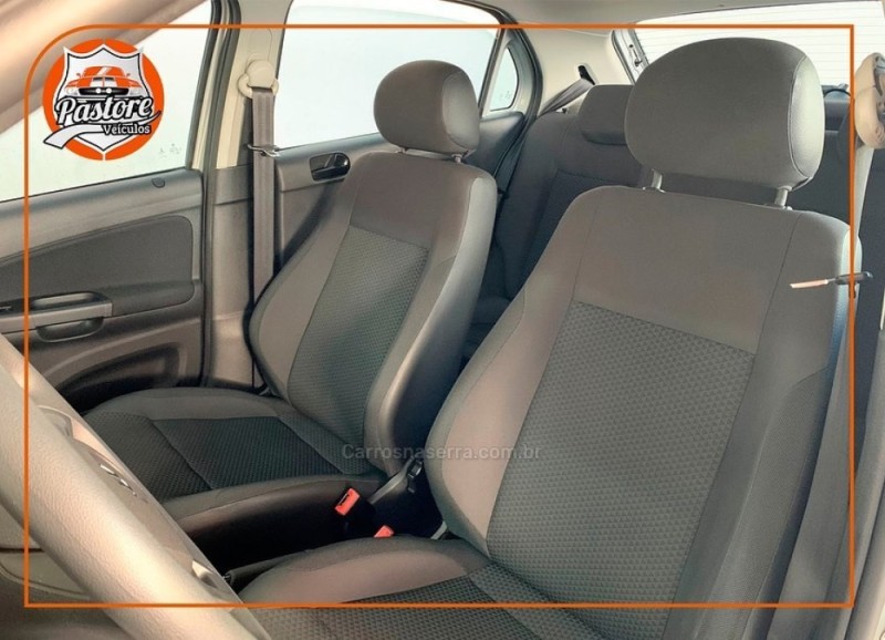GOL 1.0 12V MPI TOTALFLEX 4P MANUAL - 2021 - VACARIA