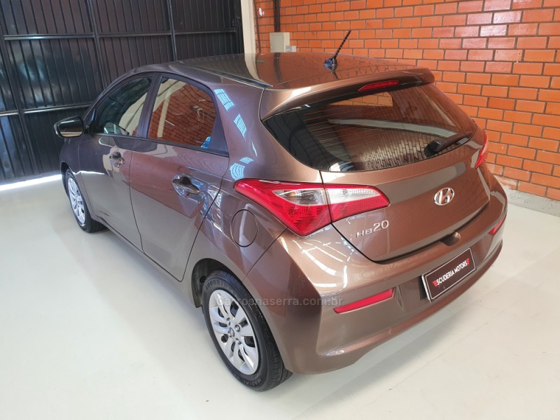 HB20 1.0 COMFORT PLUS 12V FLEX 4P MANUAL - 2017 - BENTO GONçALVES
