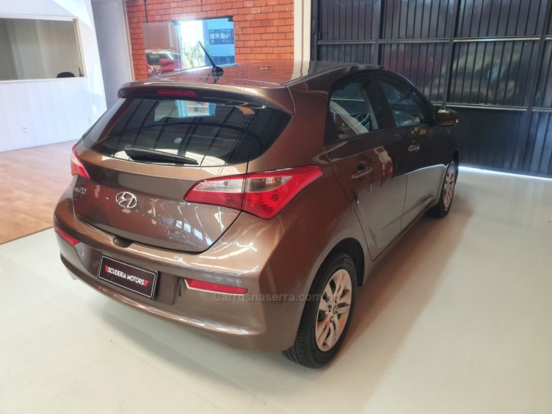 HB20 1.0 COMFORT PLUS 12V FLEX 4P MANUAL - 2017 - BENTO GONçALVES
