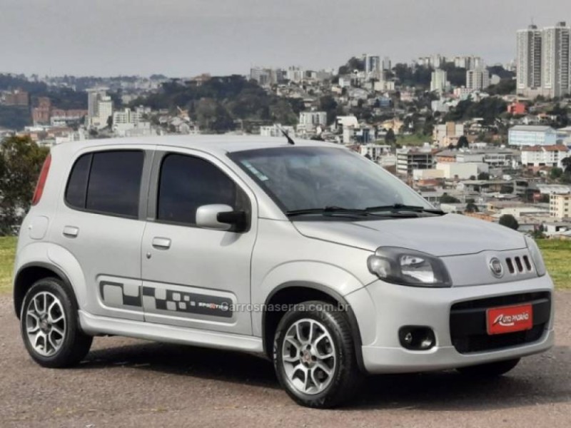 UNO 1.4 EVO SPORTING 8V FLEX 2P MANUAL - 2011 - CAXIAS DO SUL