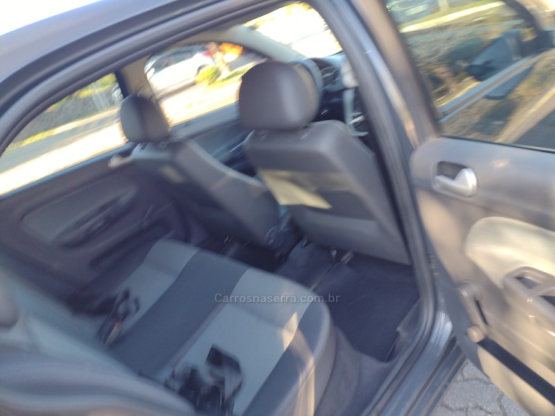 GOL 1.0 MI 8V FLEX 4P MANUAL G.V - 2012 - CAXIAS DO SUL