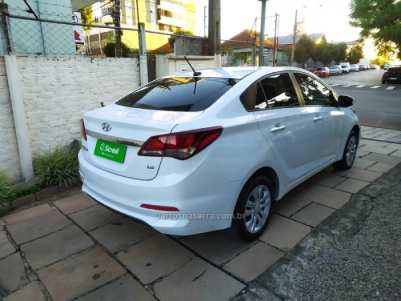 HB20S 1.6 COMFORT PLUS 16V FLEX 4P MANUAL - 2019 - BENTO GONçALVES