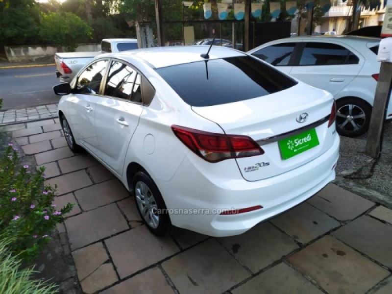 HB20S 1.6 COMFORT PLUS 16V FLEX 4P MANUAL - 2019 - BENTO GONçALVES