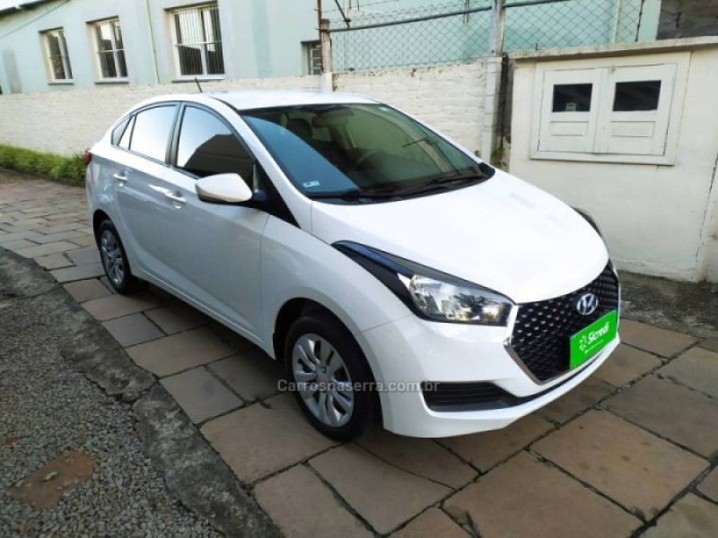 HB20S 1.6 COMFORT PLUS 16V FLEX 4P MANUAL - 2019 - BENTO GONçALVES