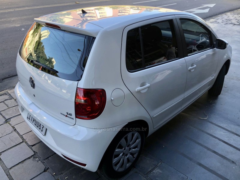 FOX 1.6 MI ITREND 8V FLEX 4P MANUAL - 2013 - CAXIAS DO SUL