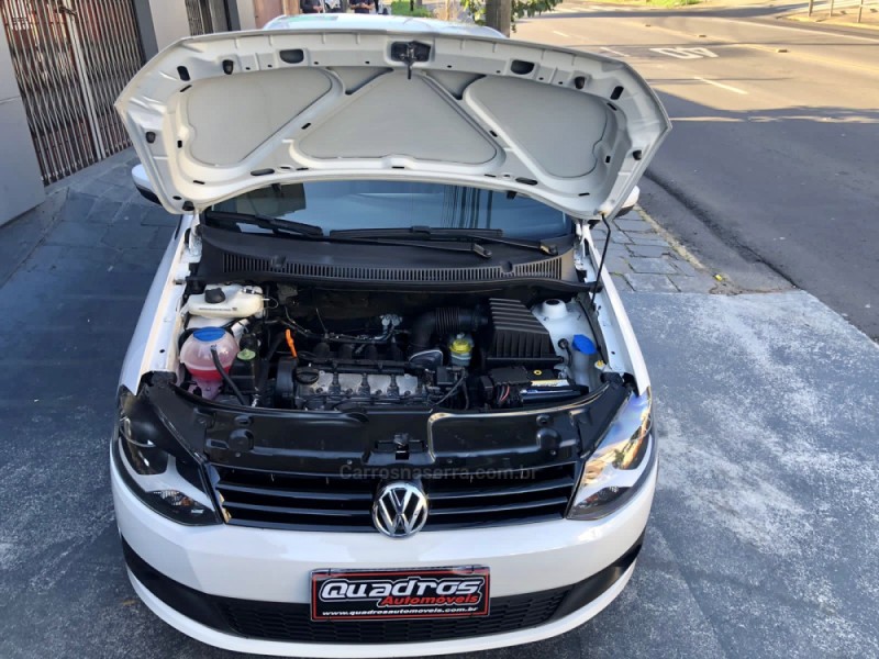 FOX 1.6 MI ITREND 8V FLEX 4P MANUAL - 2013 - CAXIAS DO SUL