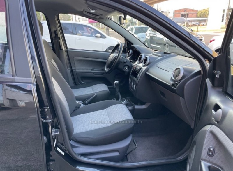 FIESTA 1.6 MPI SEDAN 8V FLEX 4P MANUAL - 2014 - NOVO HAMBURGO