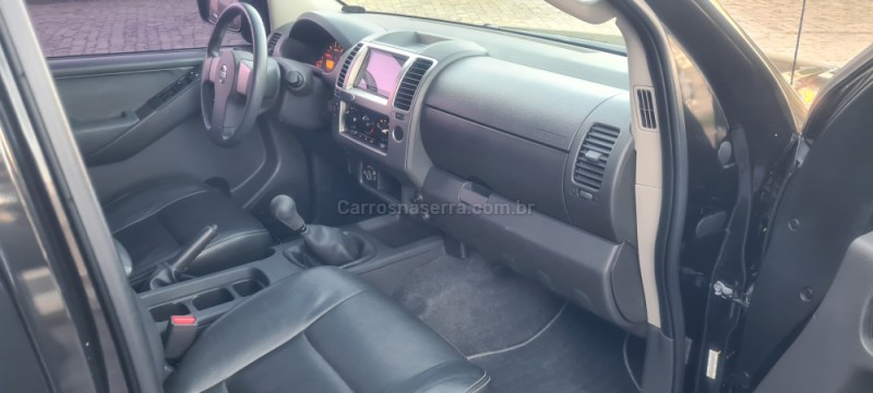 FRONTIER 2.5 SE ATTACK 4X4 CD TURBO ELETRONIC DIESEL 4P MANUAL - 2013 - CAXIAS DO SUL