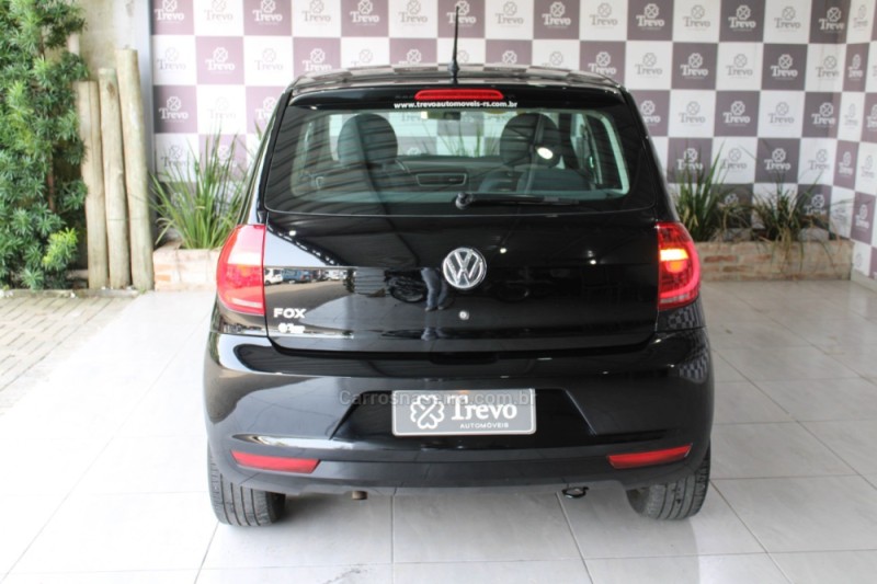FOX 1.0 MI 8V FLEX 4P MANUAL - 2013 - TAQUARA