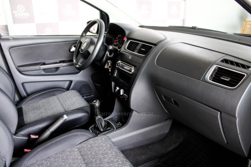 FOX 1.0 MI 8V FLEX 4P MANUAL - 2013 - TAQUARA