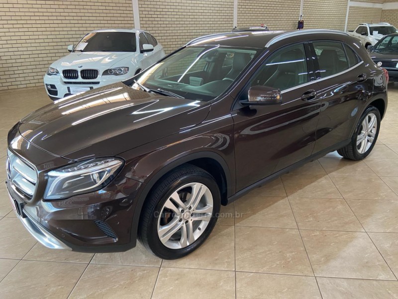 GLA 200 1.6 CGI ADVANCE 16V TURBO FLEX 4P AUTOMÁTICO - 2017 - CAPELA DE SANTANA