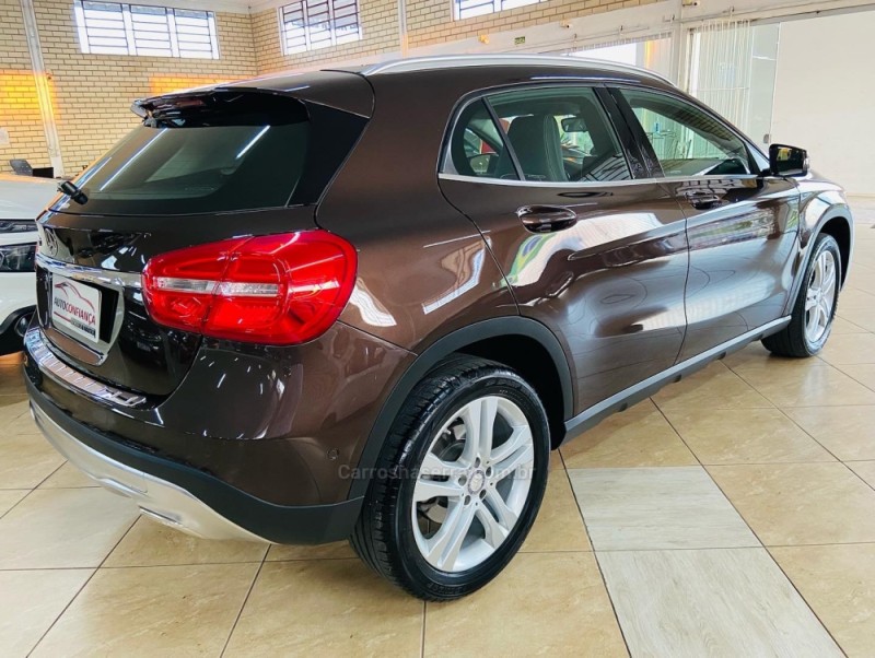 GLA 200 1.6 CGI ADVANCE 16V TURBO FLEX 4P AUTOMÁTICO - 2017 - CAPELA DE SANTANA