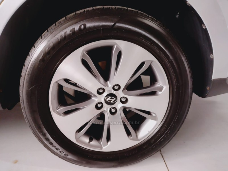SANTA FÉ 3.5 MPFI GLS V6 24V 285CV GASOLINA 4P AUTOMÁTICO - 2012 - SãO SEBASTIãO DO CAí